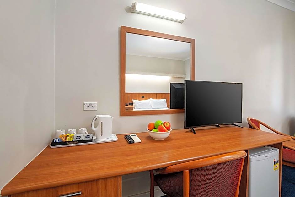 Metro Hotel Perth City