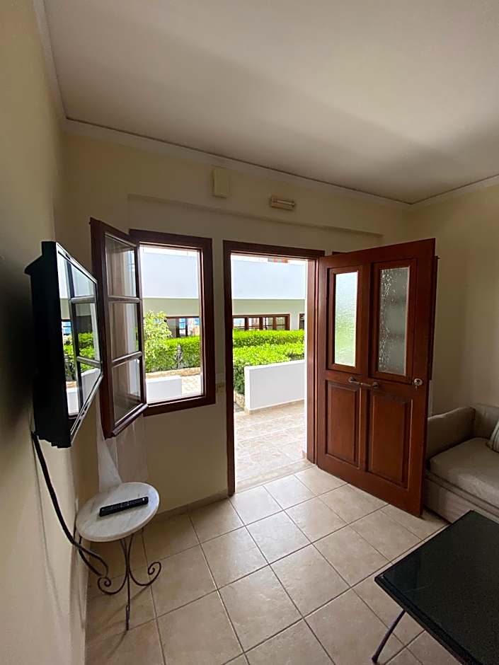 Amazones Village Suites