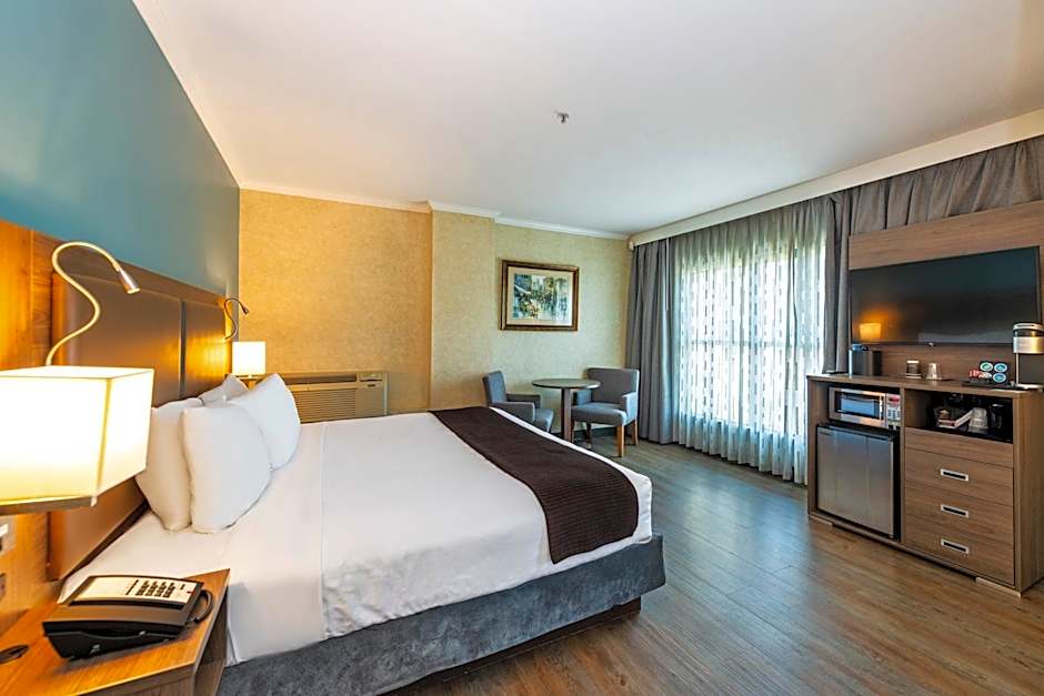 Grand Park Hotel & Suites Downtown Vancouver, Ascend Hotel Collection