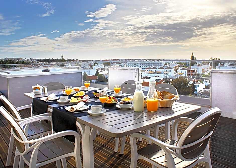 AP Maria Nova Lounge - Adults Friendly
