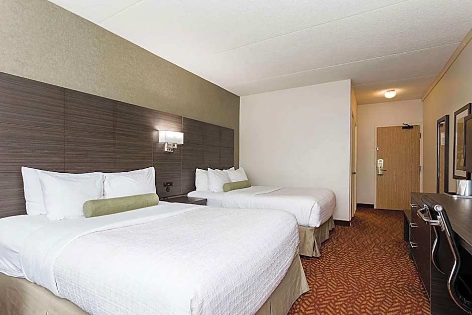 Best Western Inn On The Bay