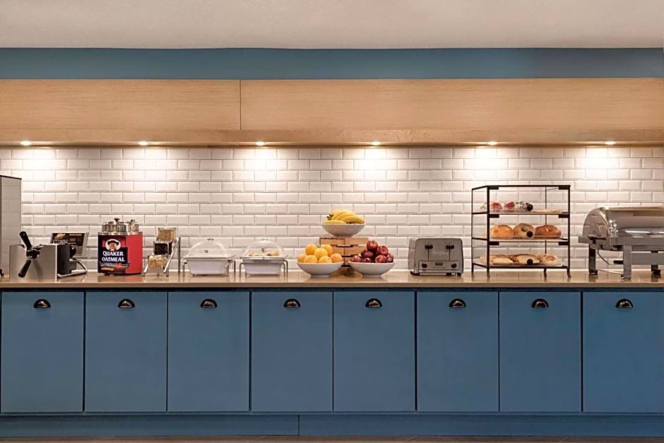 Country Inn & Suites by Radisson, Northfield, MN