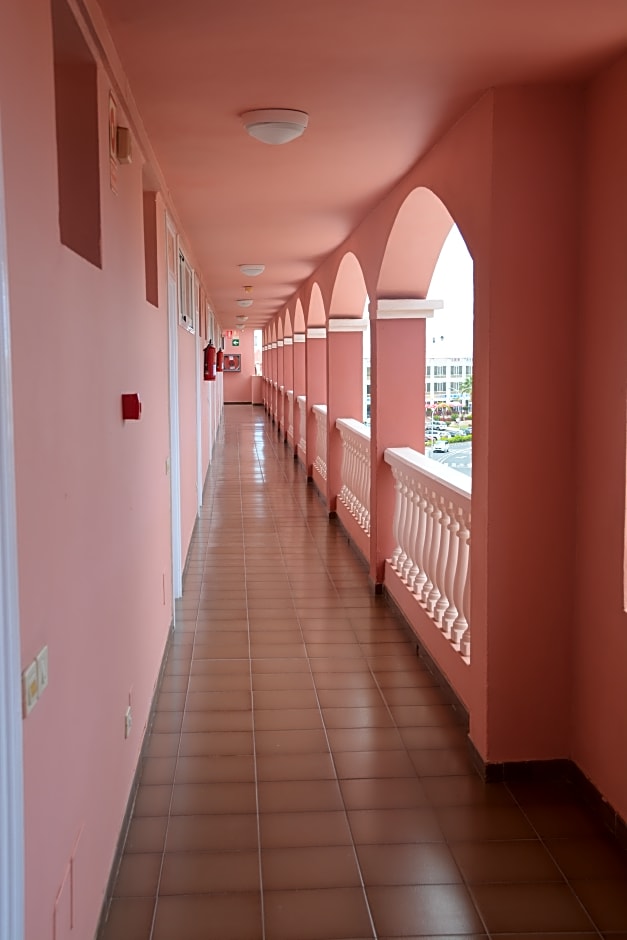 Marola Park Apartmentos