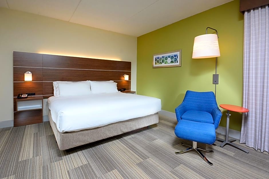 Holiday Inn Express & Suites Raleigh Durham Airport at RTP by IHG
