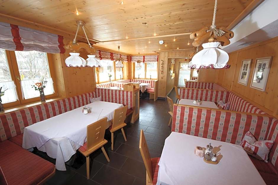 TALHEIMER Grias di & Hoamat since 1958 inklusive Therme TAUERN SPA & Jokercard