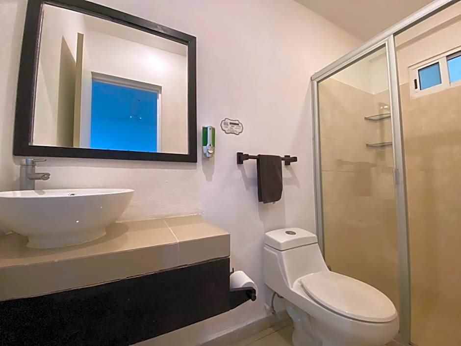 Puerto Morelos Hotel Las Palmas - Near the beach