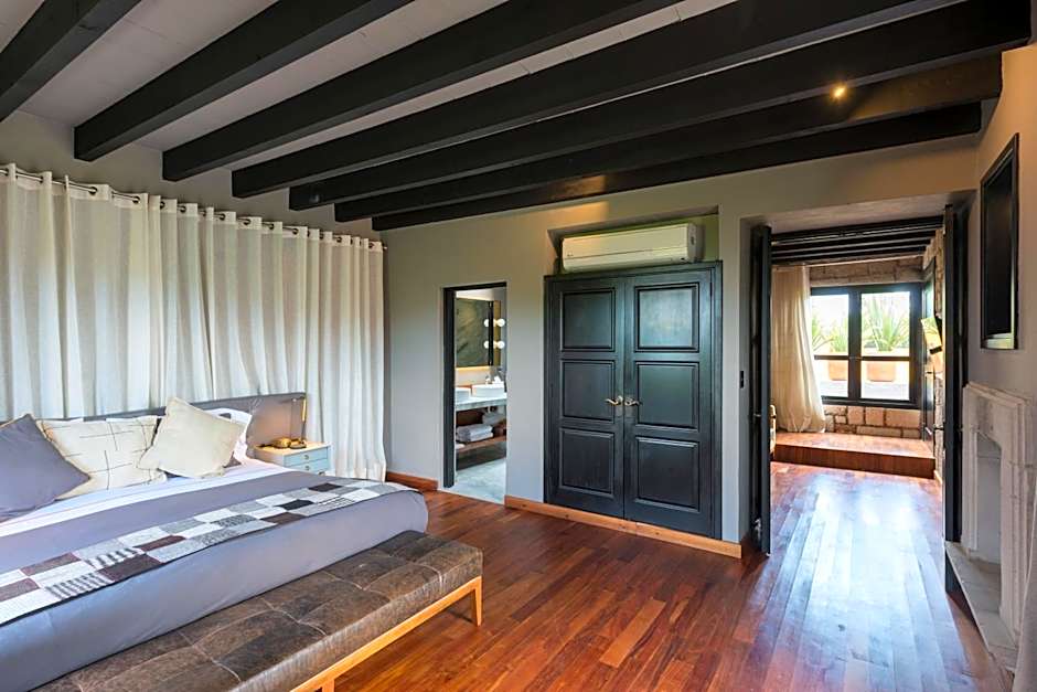 Dos Casas Hotel & Spa