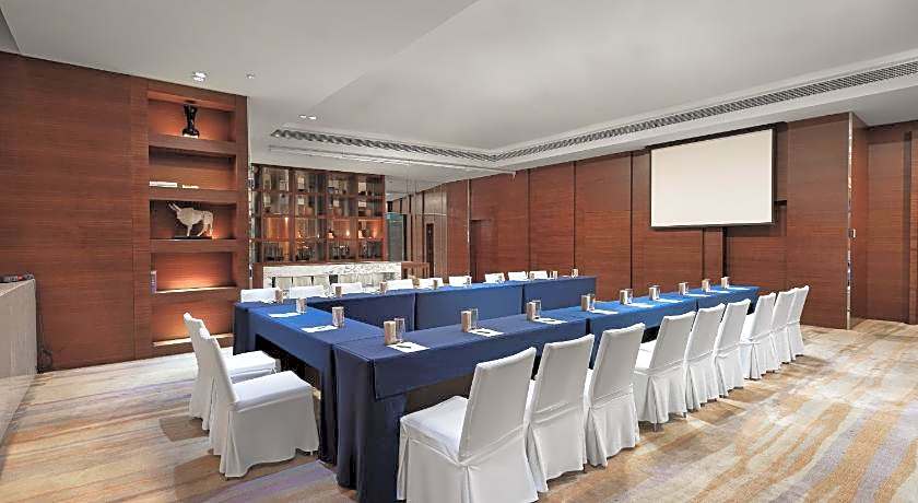 New World Wuhan Hotel