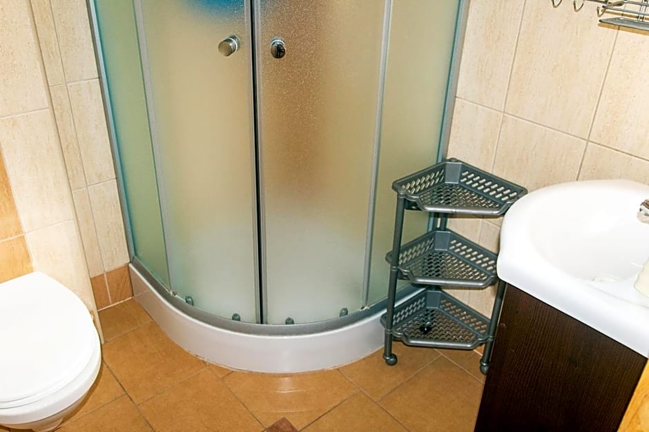 Sztil - Apartamenty i drewniane domki