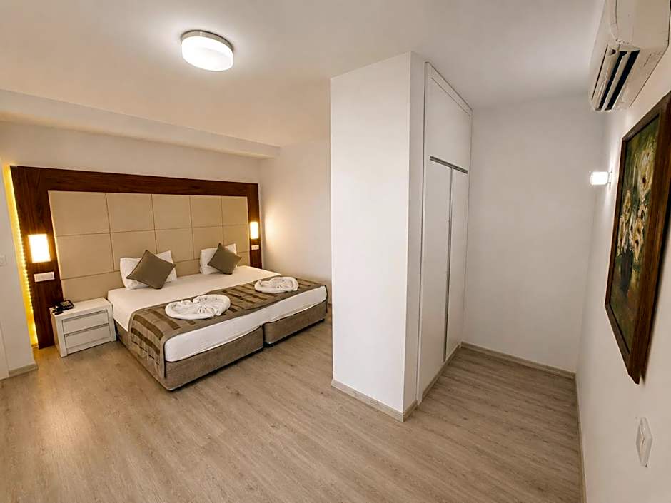 Delfino Apart Hotel