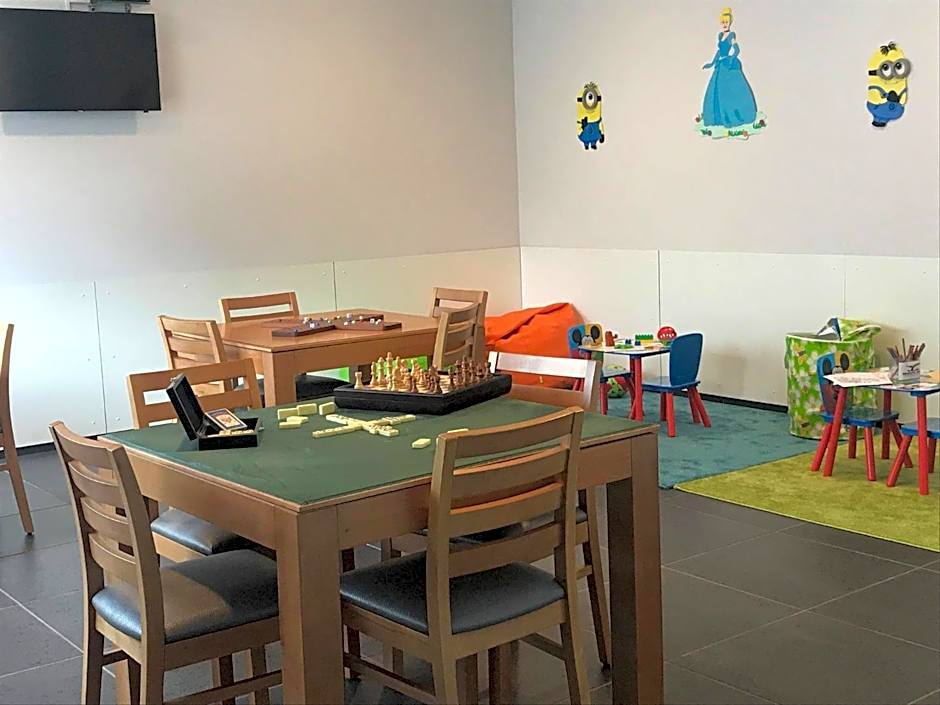 Whalesbay Hotel Apartamentos