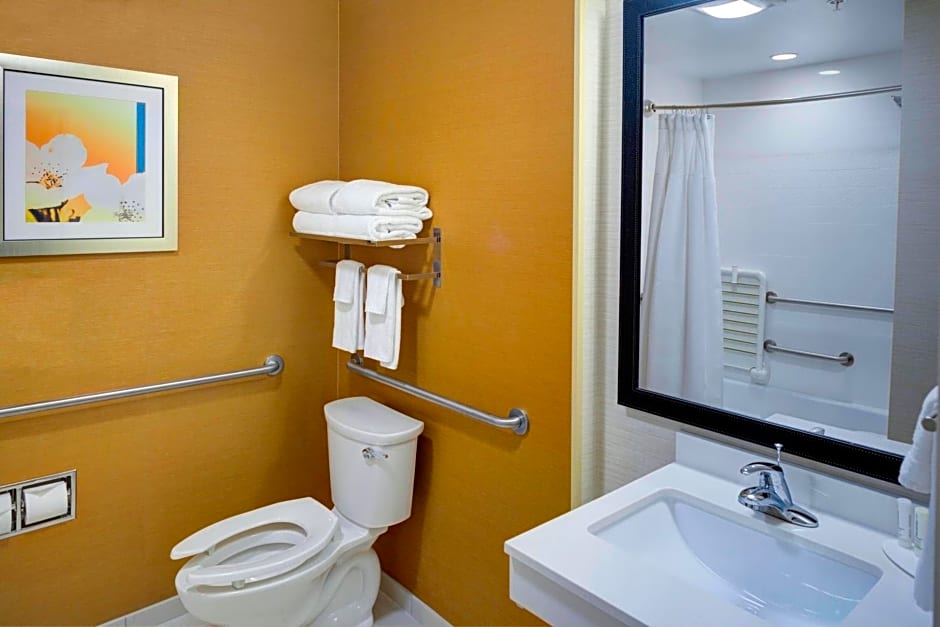 Fairfield Inn & Suites by Marriott Hollister