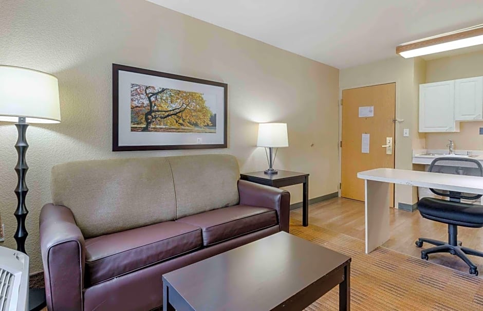 Extended Stay America Suites - Pleasanton - Chabot Dr.