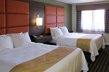 Queen Room with Two Queen Beds - Accessible/Non-Smoking