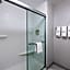 Holiday Inn Express & Suites - Lincoln Downtown By IHG