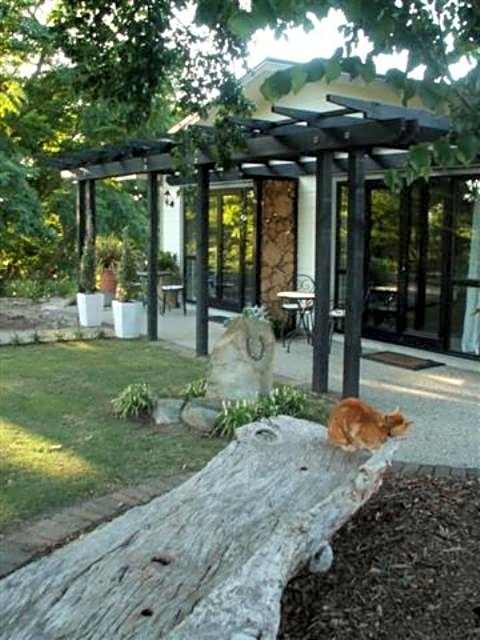 Cambridge Coach House