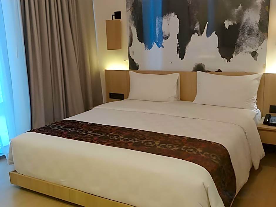 Louis Kienne Cikarang Hotel & Service Apartment 