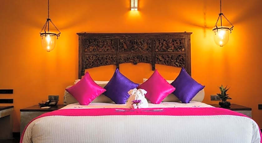 Royal Palms Beach Hotel