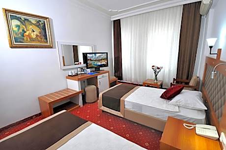 Triple Room with View