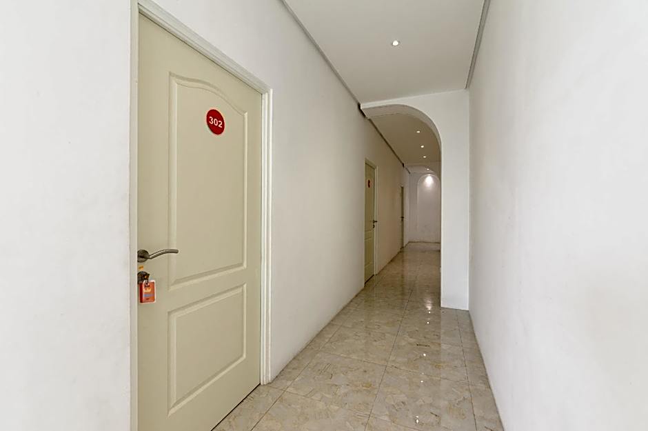 Sans Hotel La Vida Malang