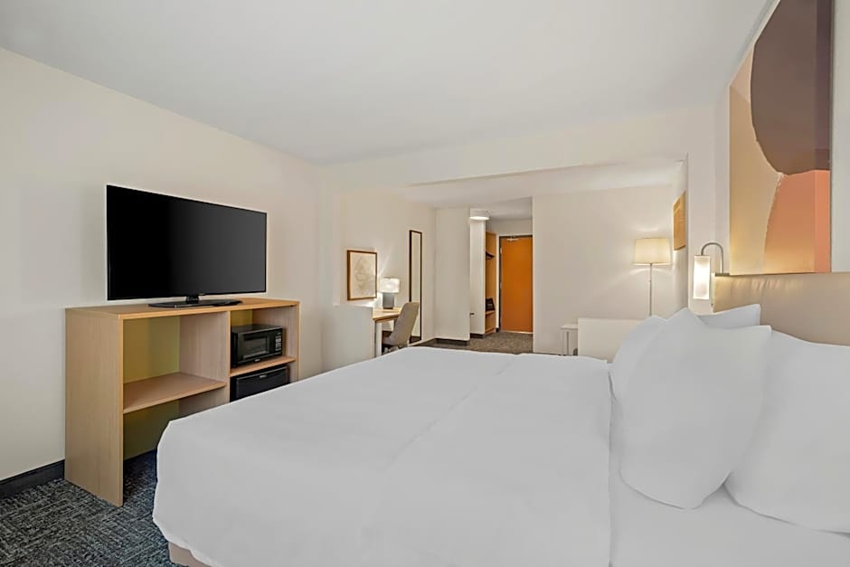 Spark by Hilton Moline Quad Cities