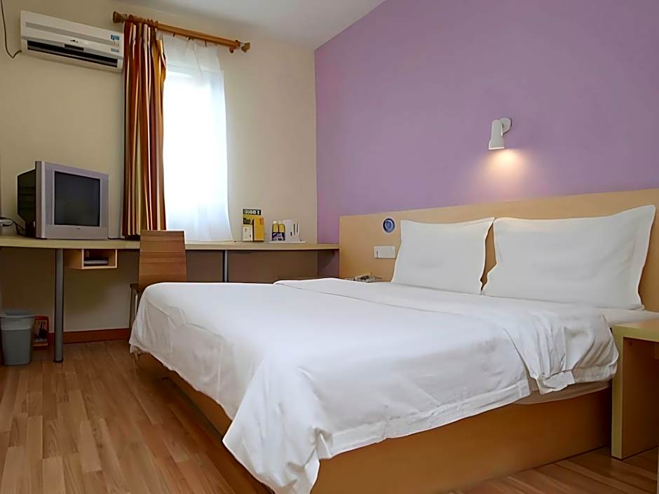 7 Days Inn Guangzhou Shangxiajiu Branch