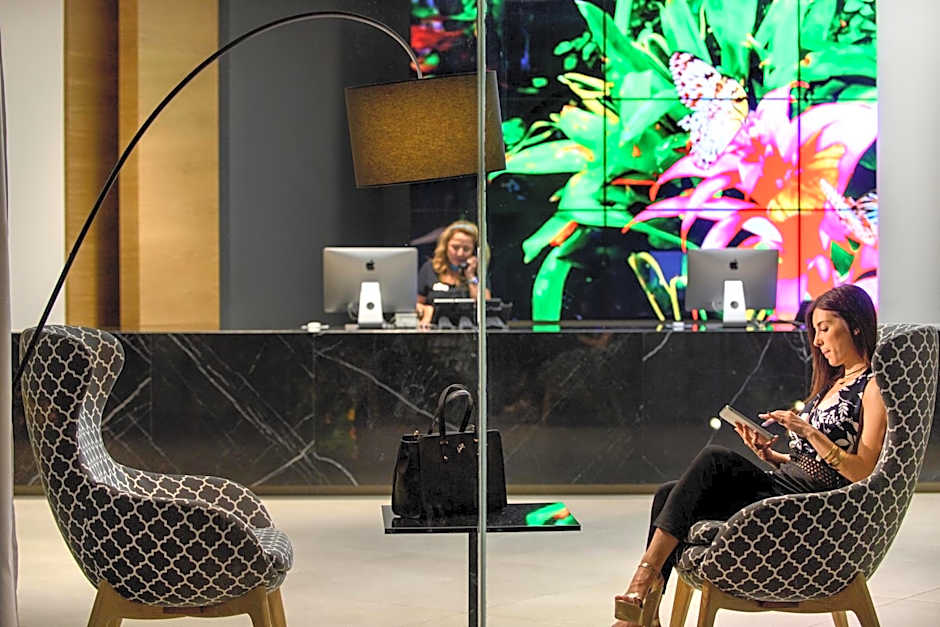 Akrathos Beach Hotel