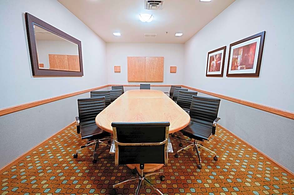 Best Western Plus Plaza Hotel