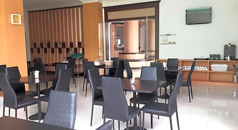 Leelawadee Grand Hotel