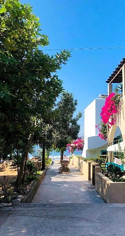 Haraki Memories Beach Studios