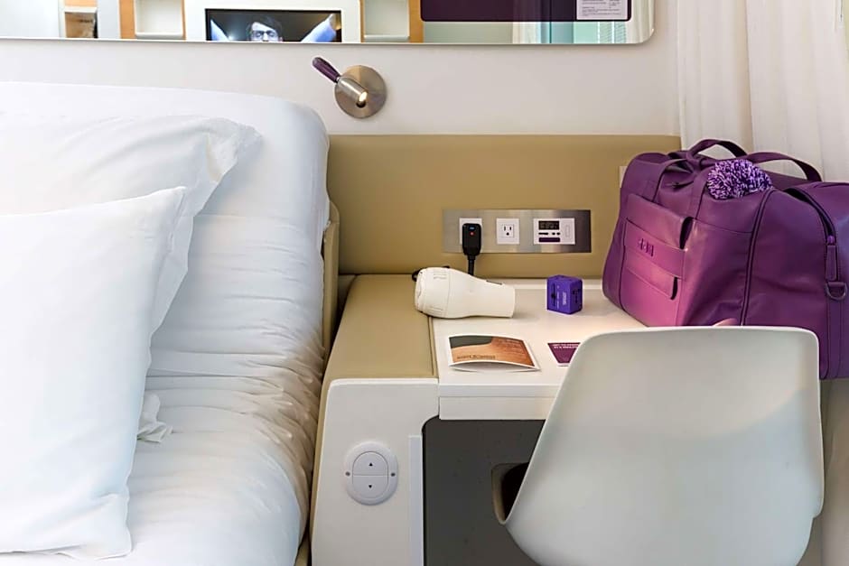 YOTEL New York Times Square