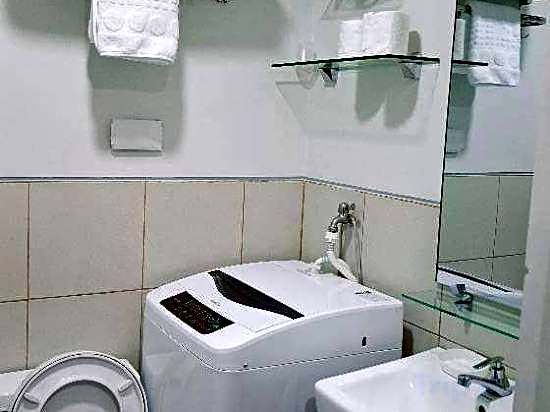 FourSphere staycation