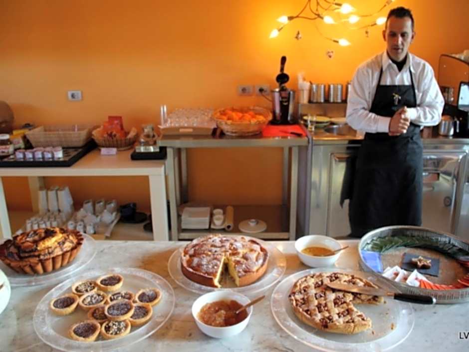 San Lorenzo Si Alberga