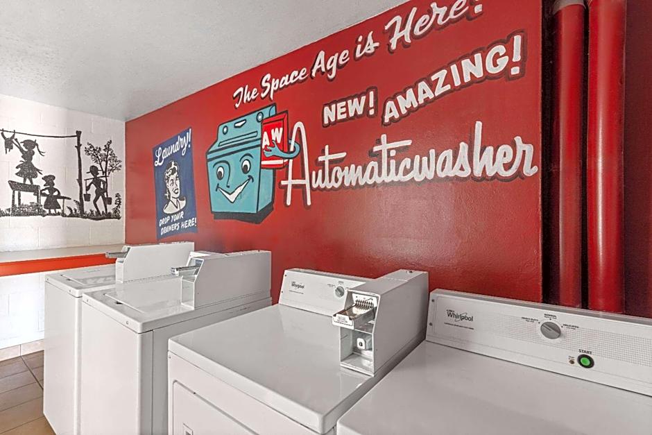 Ramada by Wyndham Kingman