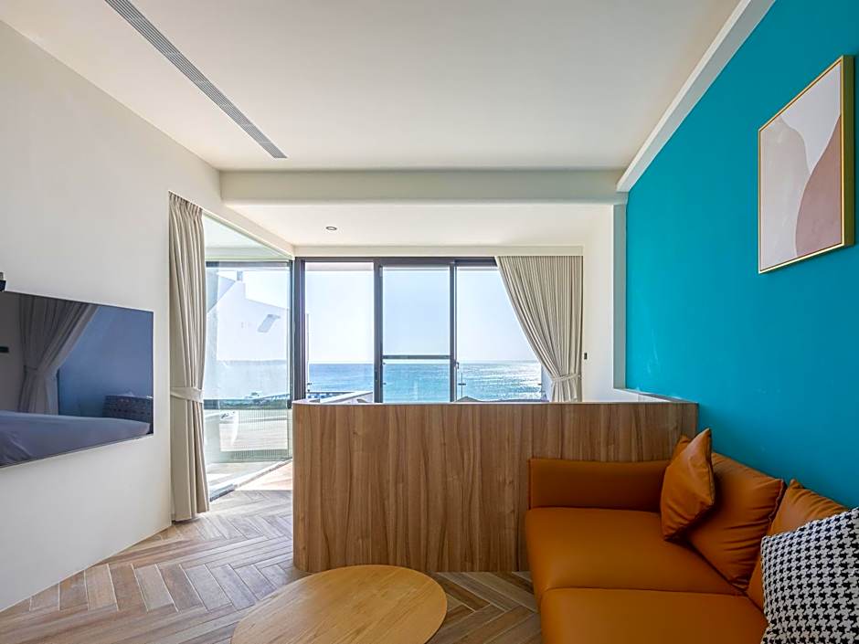 Kenting Sea Wall 130