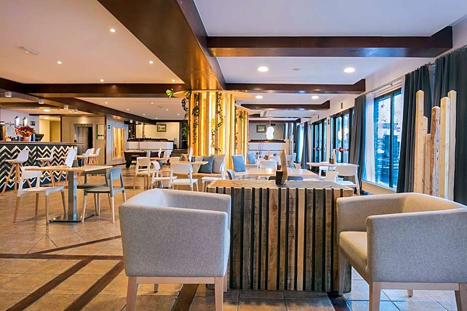 Hotel Piolets Soldeu Centre