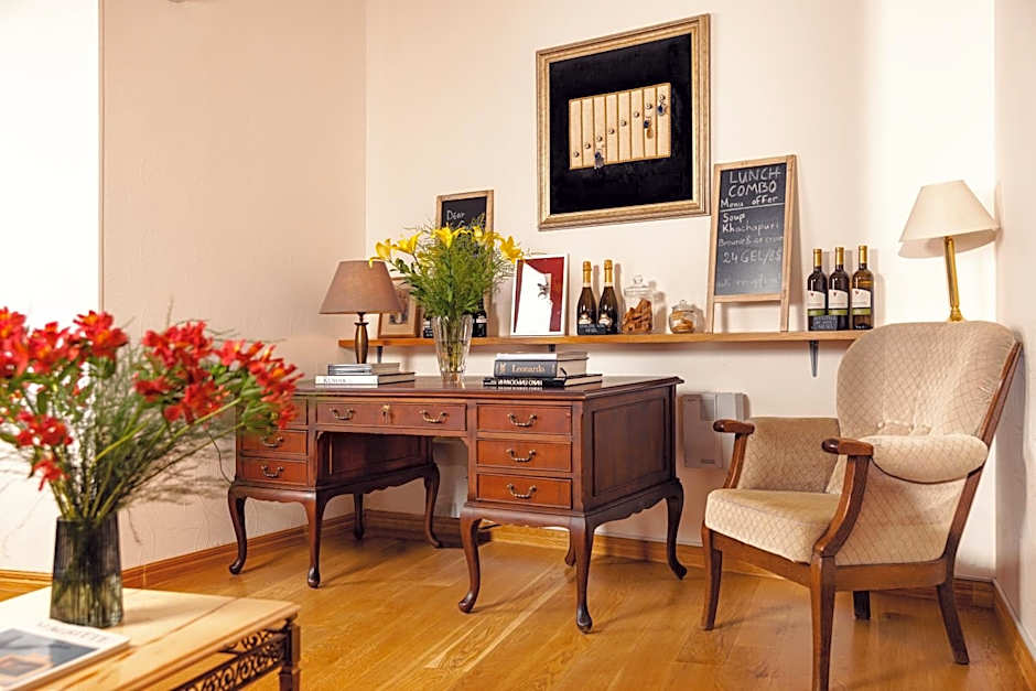 Octava Boutique Hotel