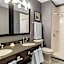 enVision Hotel Boston-Everett