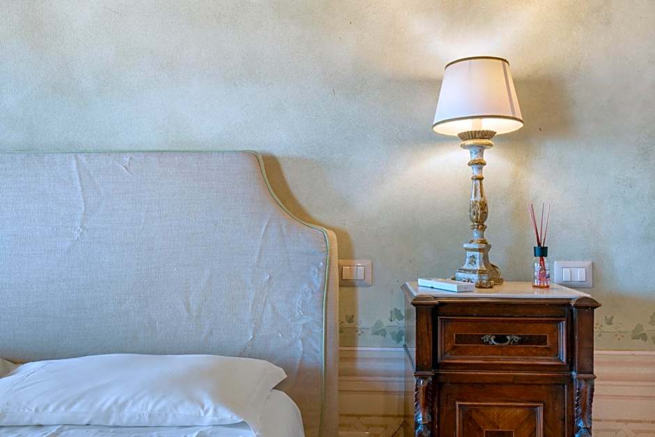 Palazzina dei Cacciatori