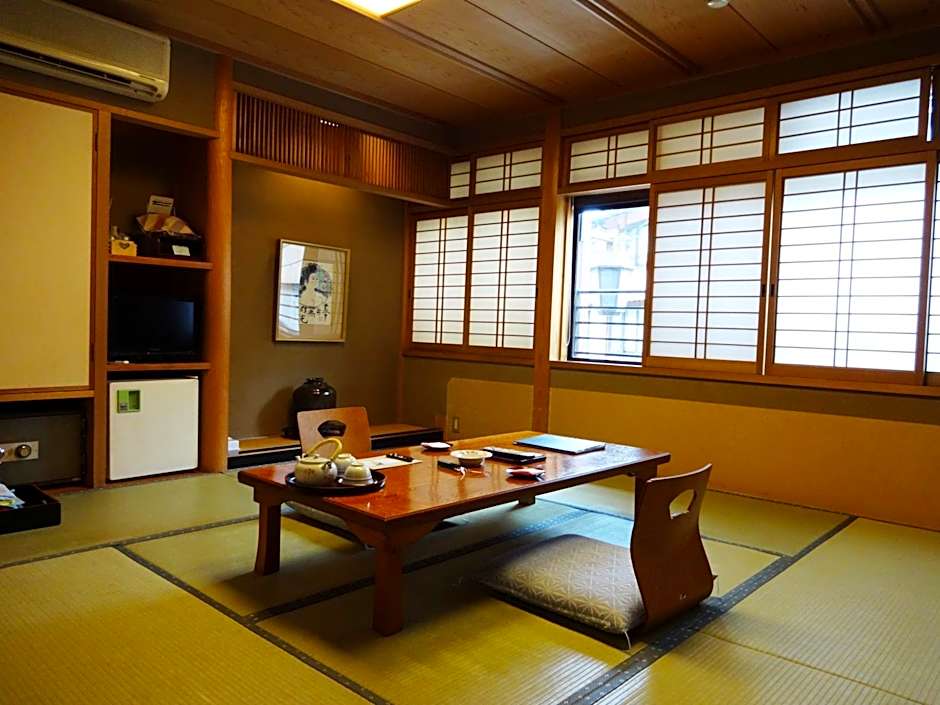 Yamatoya