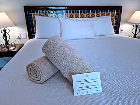 Classic Room - King bed