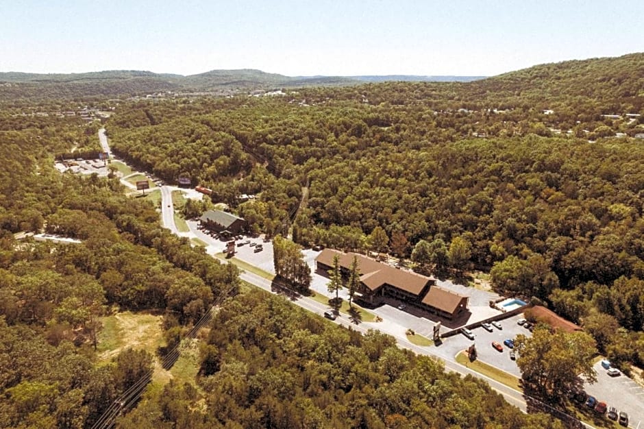 The Ozarker Lodge