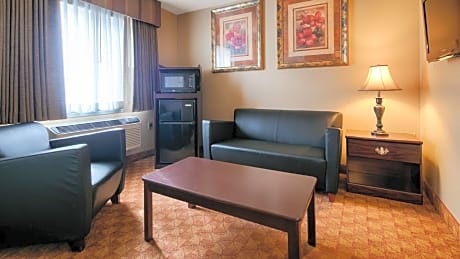 Double Suite with Two Double Beds - Non Smoking