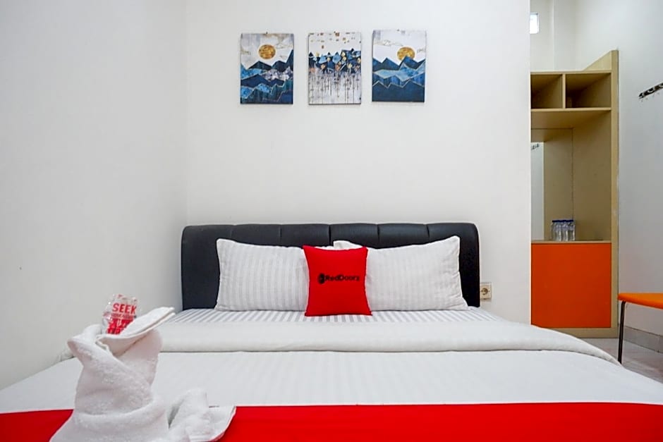 RedDoorz near Affandi Gejayan 2