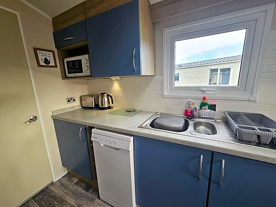 Haven Golden Sands Holly Drive 24