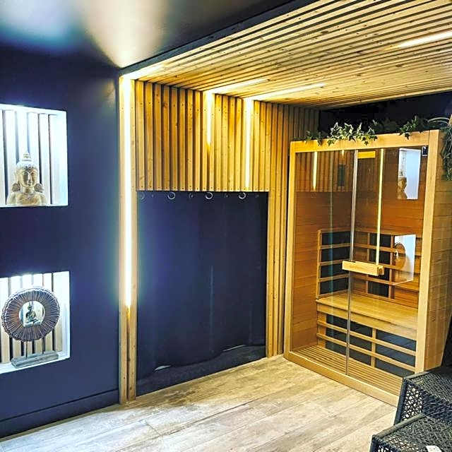 La suite Grenoble spa jacuzzi et sauna privatif