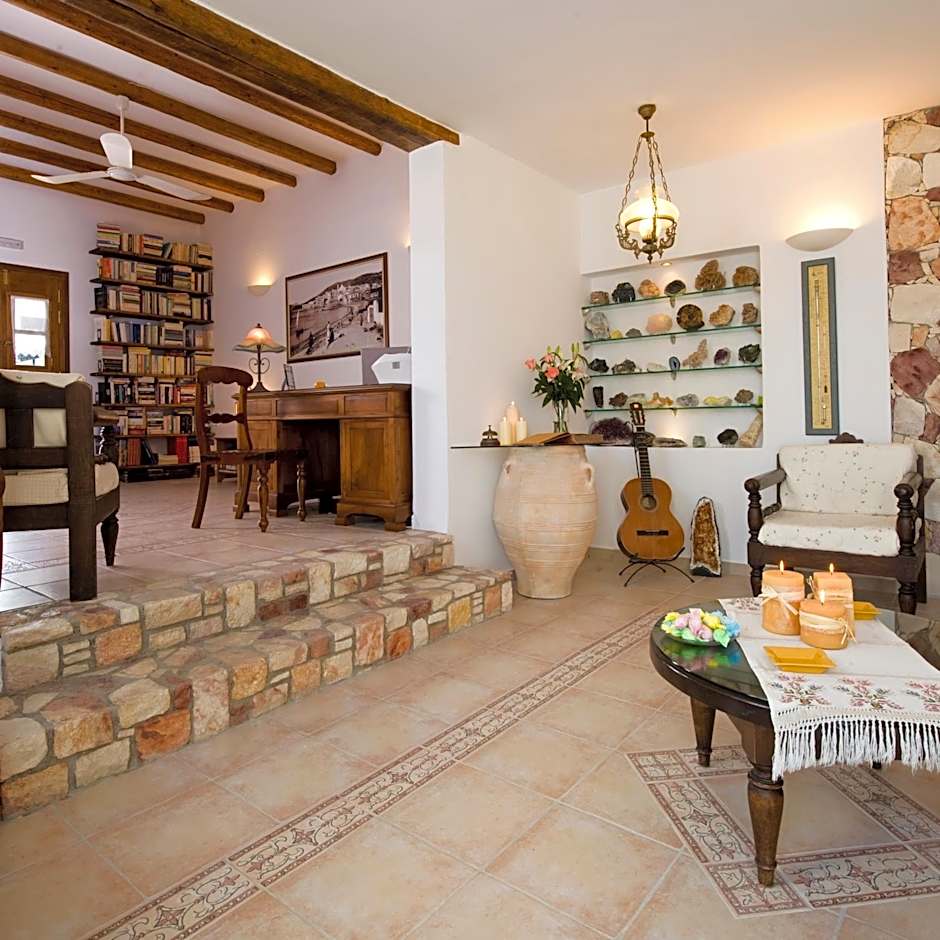 Nefeli Sunset Studios