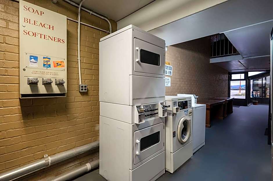 Days Inn by Wyndham Perrysburg/Toledo