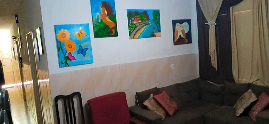 Hostel Cidade Nova, próximo a estação metrô praça 11, onde você tem acesso direto a quaisquer Shows nas praias da zona Sul
