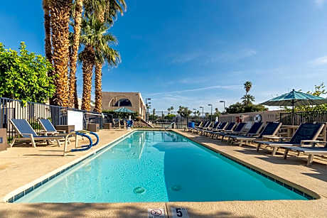 Vista Mirage Resort